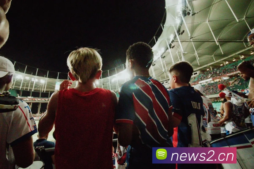 皇马vs巴萨直播：国家德比实时战况与精彩进球回放